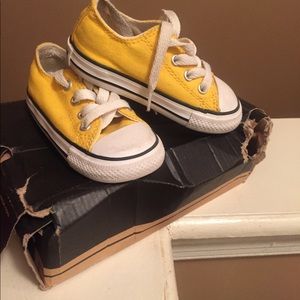Kids converse