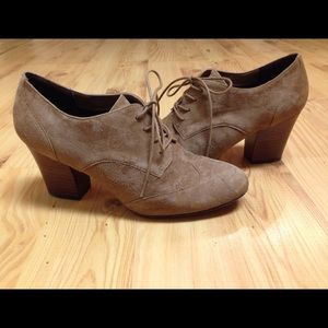 Dress Ankle Boots-Size8-lace up-real suede leather