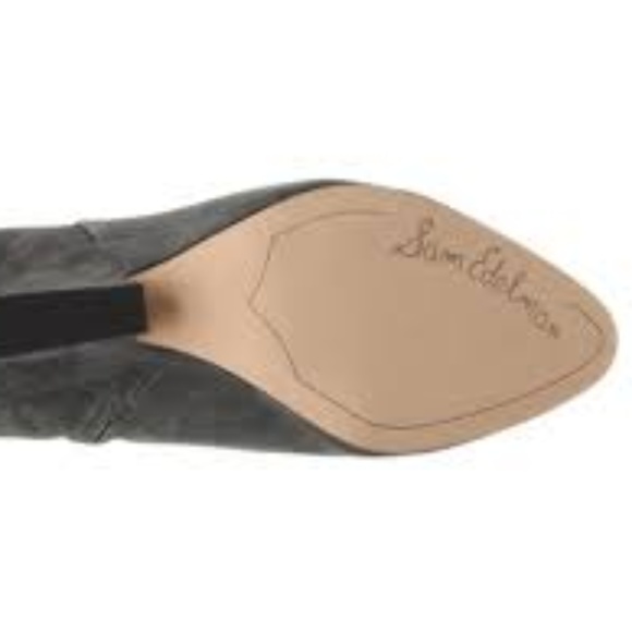 SOLD 🎀PRICE DROP! Black Suede Ankle Boots - Picture 4 of 5