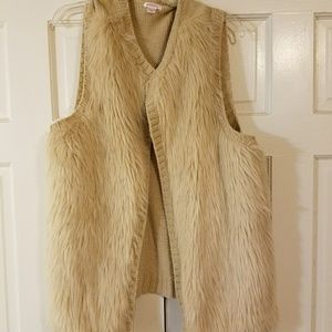 Fur vest