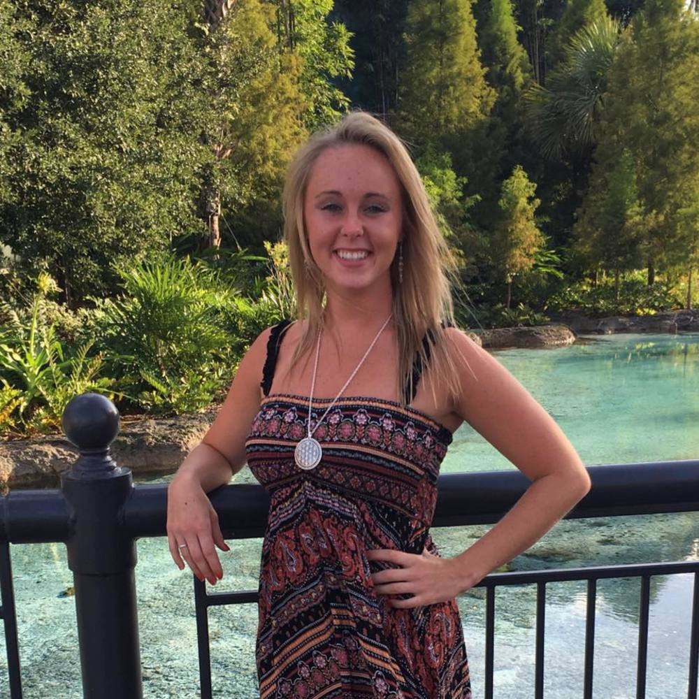 Meet your Posher, Haley