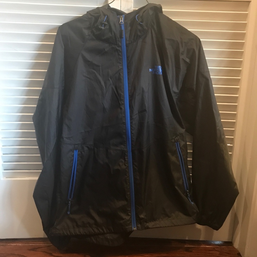 North face wind breaker