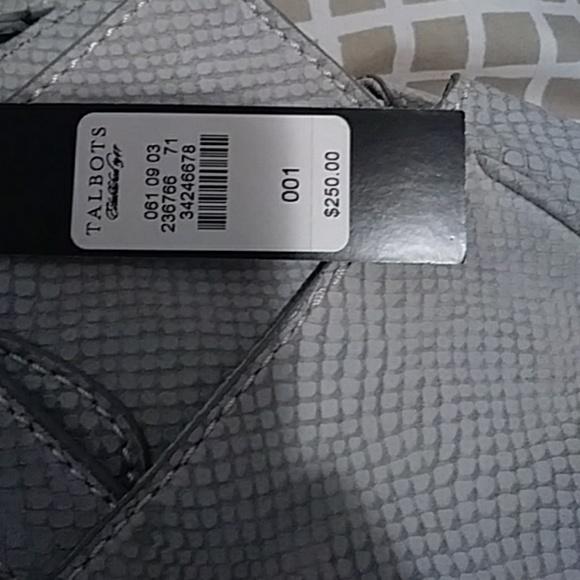 ❤️”Sale”NWT Gorgeous Light gray Talbot's Bag! - Picture 2 of 8