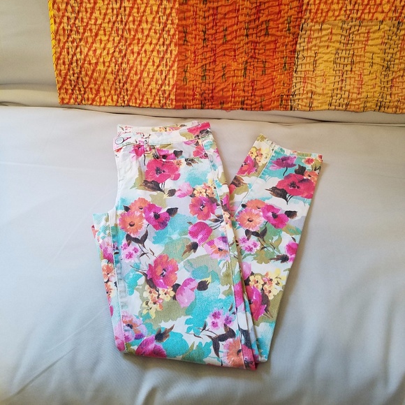 Colorful, Floral print denim jeans - Picture 3 of 7