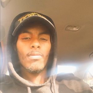 Meet your Posher, Sadiq