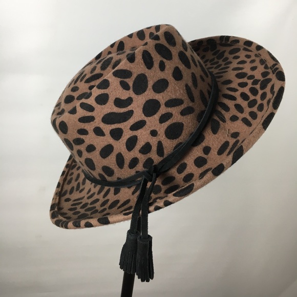 Hot hat - Picture 3 of 3