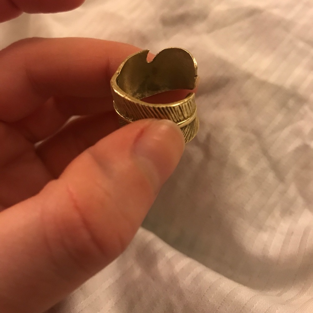 Gold leaf ring - Picture 4 of 5