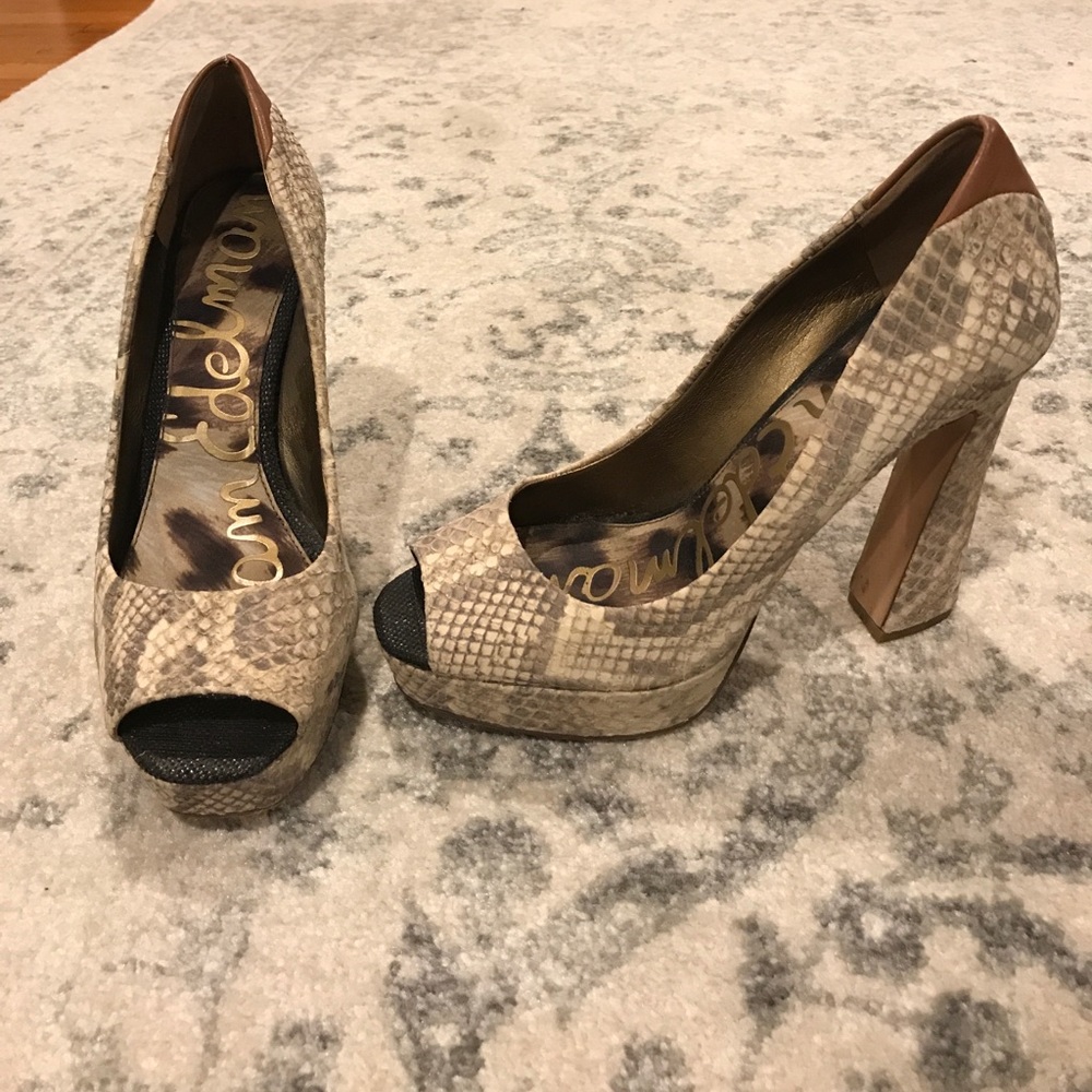 Sam Edelman snake skin heels