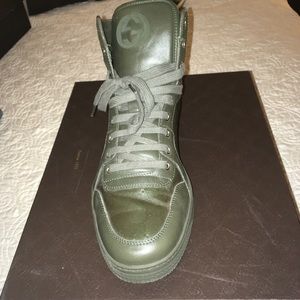 Gucci sneakers (mens) size 10 1/2 Bought at Gucci
