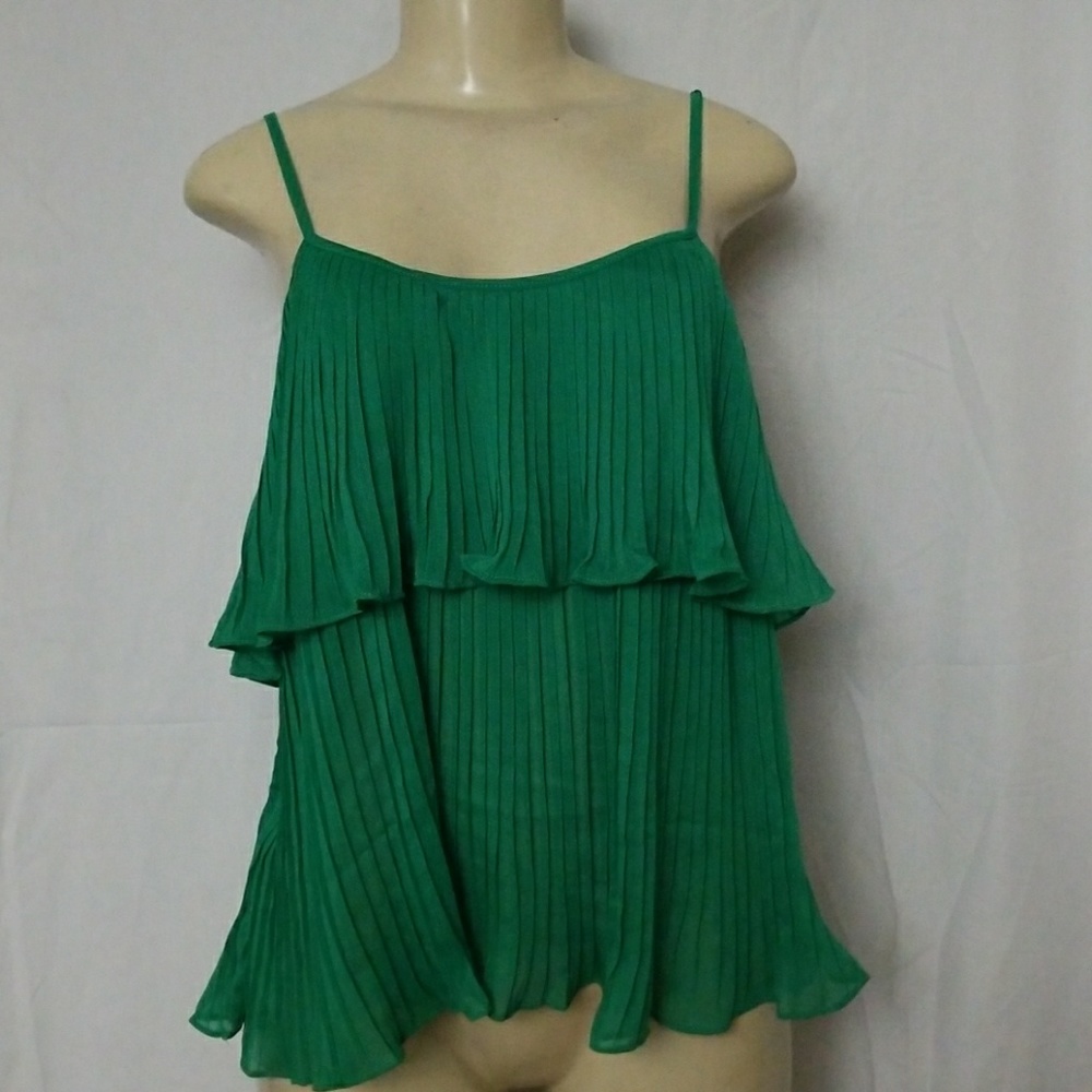 New! Green pleated tiered blouse