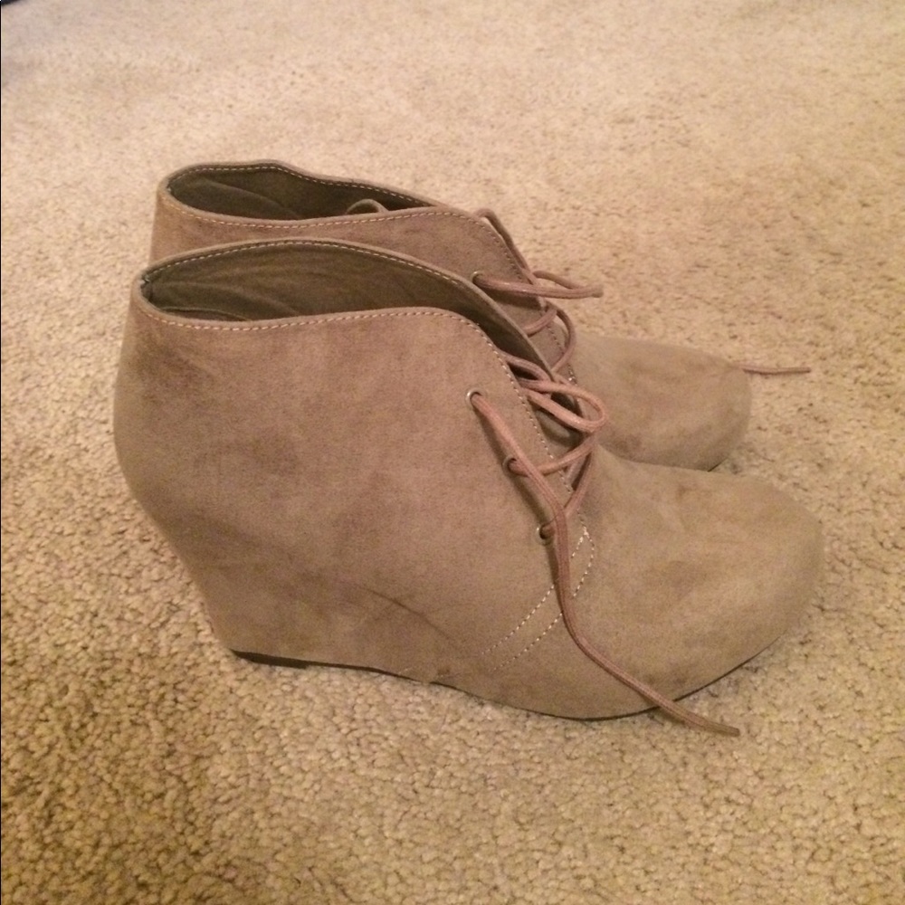 Never worn lace up booties
