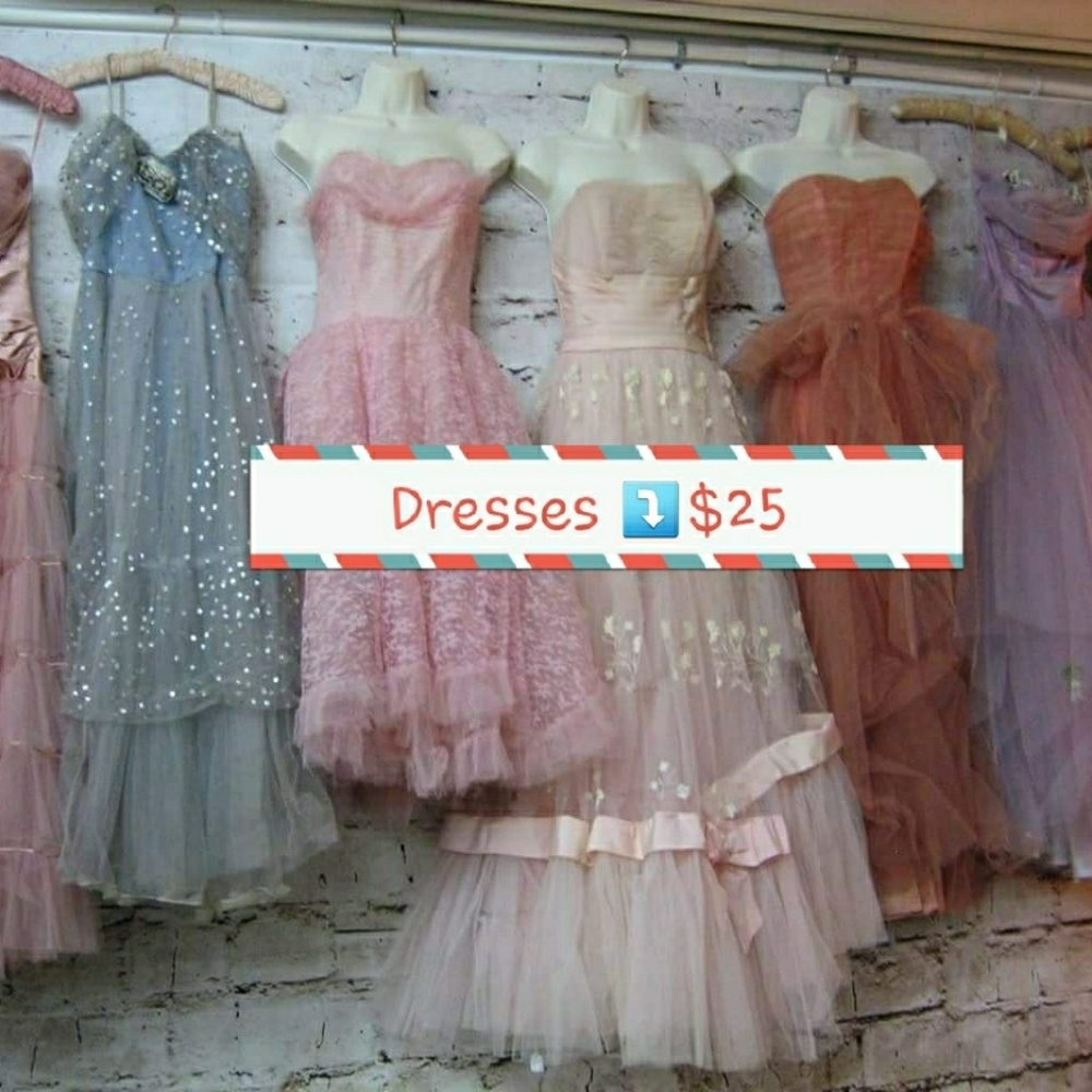 Dresses 👗Dresses👗 Dresses