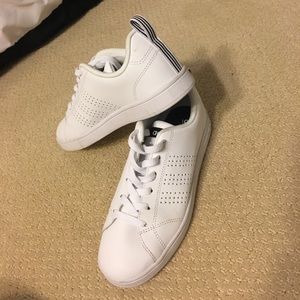 Adidas - 5 1/2 BRAND NEW