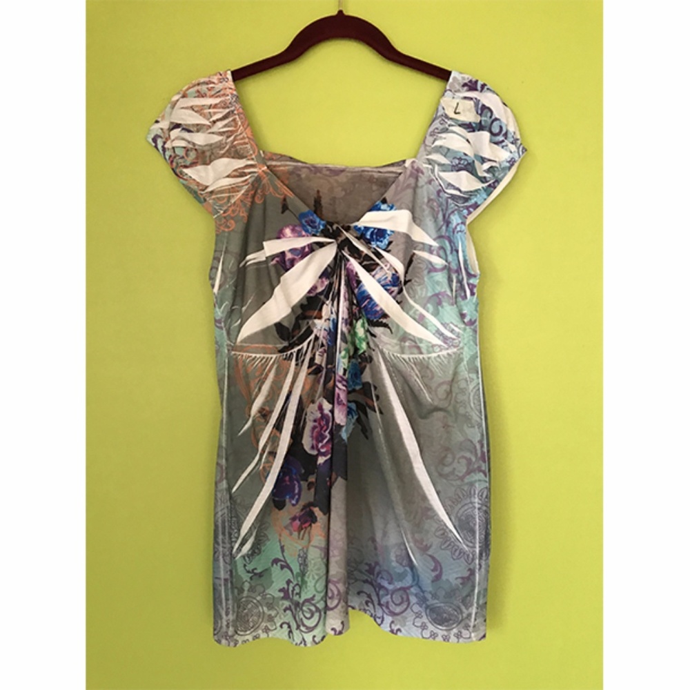 Lemon Kiss Floral Pleat Gray Tunic Top Sz L