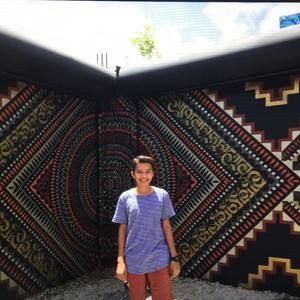 Meet your Posher, Miguel