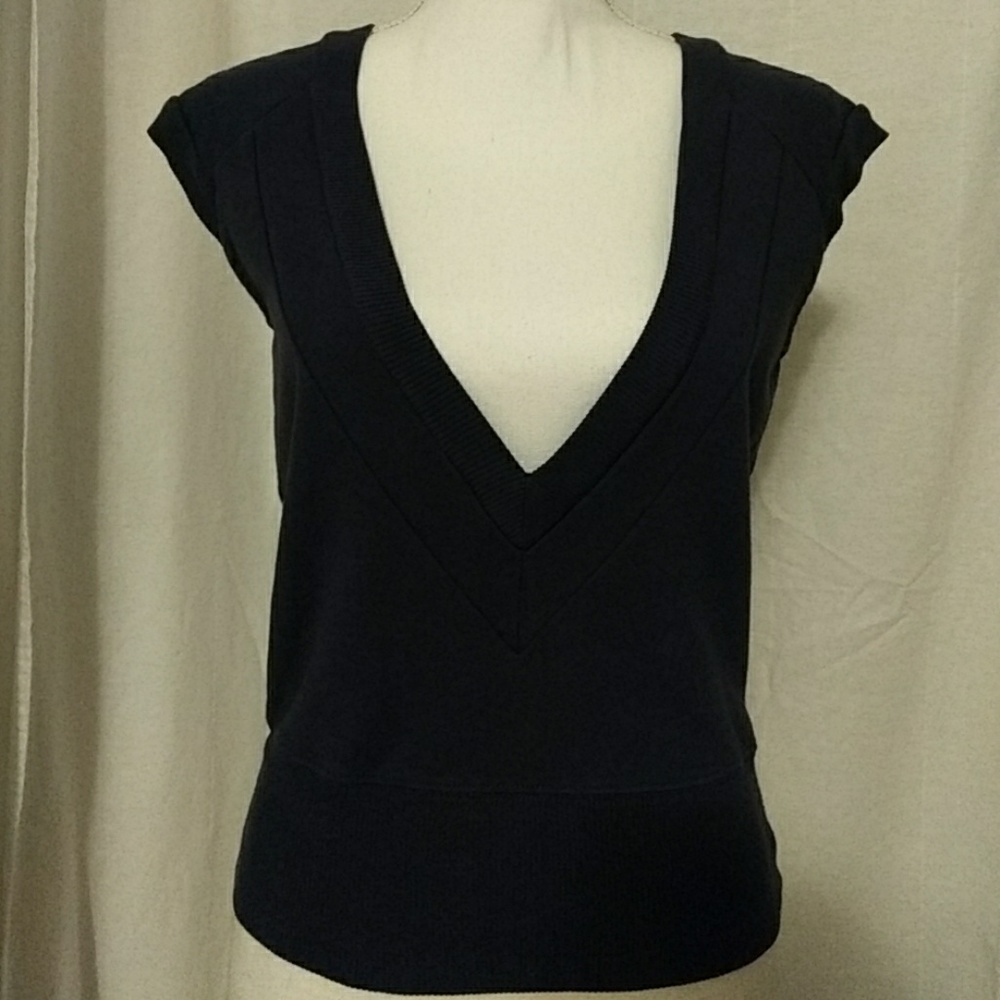 EUC Deep V Sweater Vest in Distressed Wash