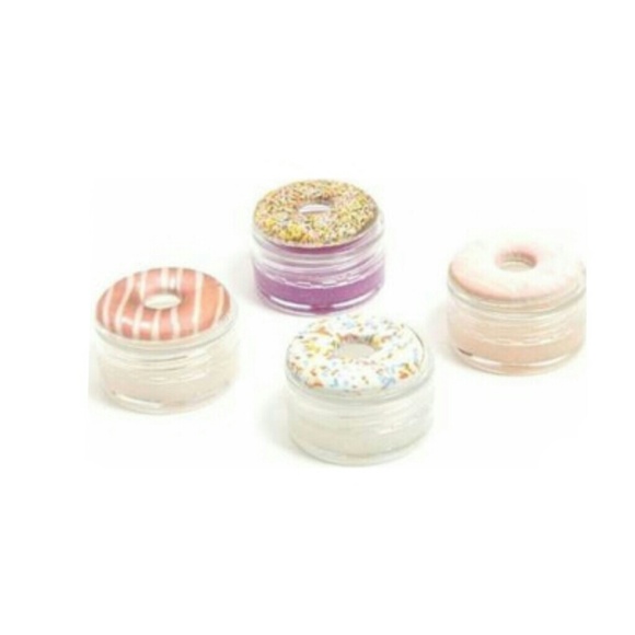 Gifts! New Donut Lipgloss Set 4 Pack Lip Gloss - Picture 2 of 4