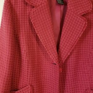 Raspberry color blazer petite