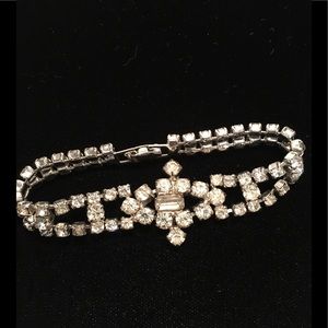 SALE 💃🏻1950’s VINTAGE RHINESTONE BRACELET