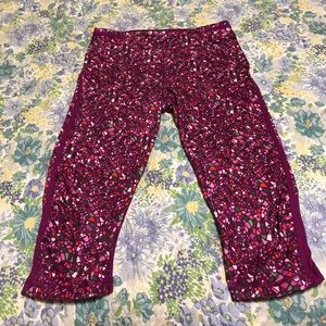 Lululemon Capri pants