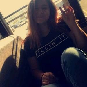 Meet your Posher, Kiley