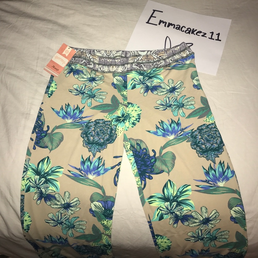 NWT Maaji Pants!