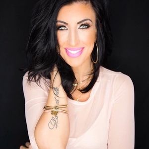 Meet your Posher, Ashlee