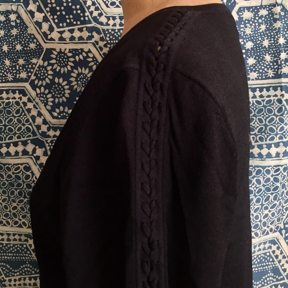 Banana Republic sweater - Picture 2 of 6