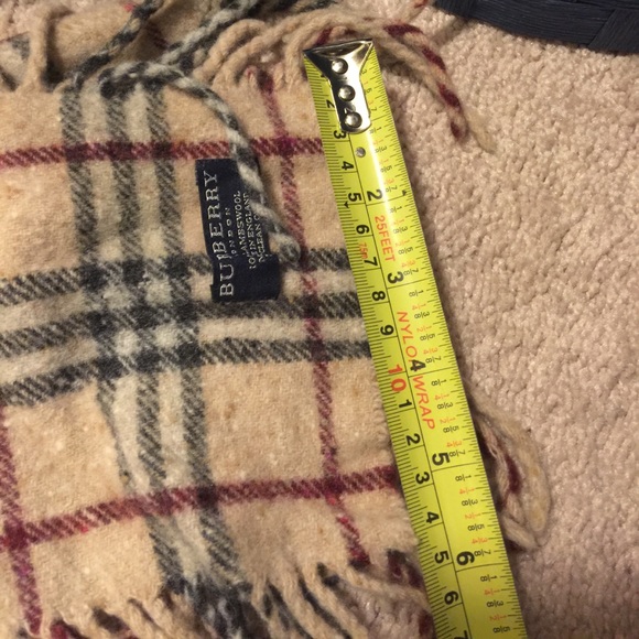 🧣BURBERRY SCARF. 100% Lambswool. Made in England - Picture 3 of 6
