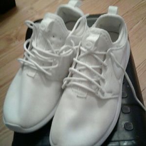 Women Nike Roshe