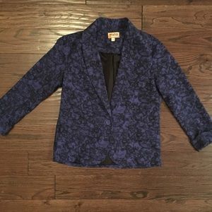 Blue/black blazer