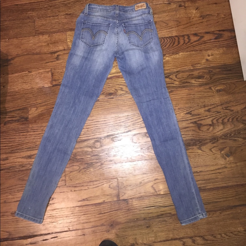 Light wash Skinny Levis