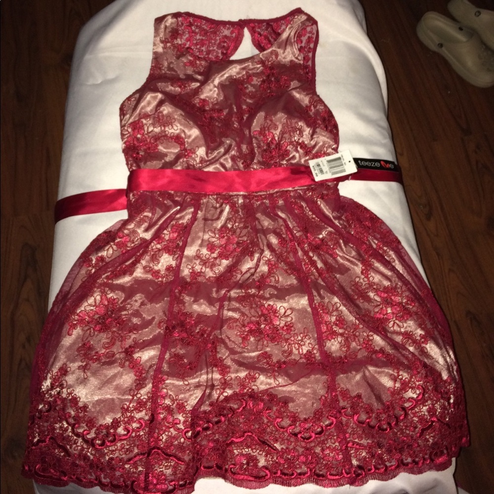 Macy’s Red lace dress