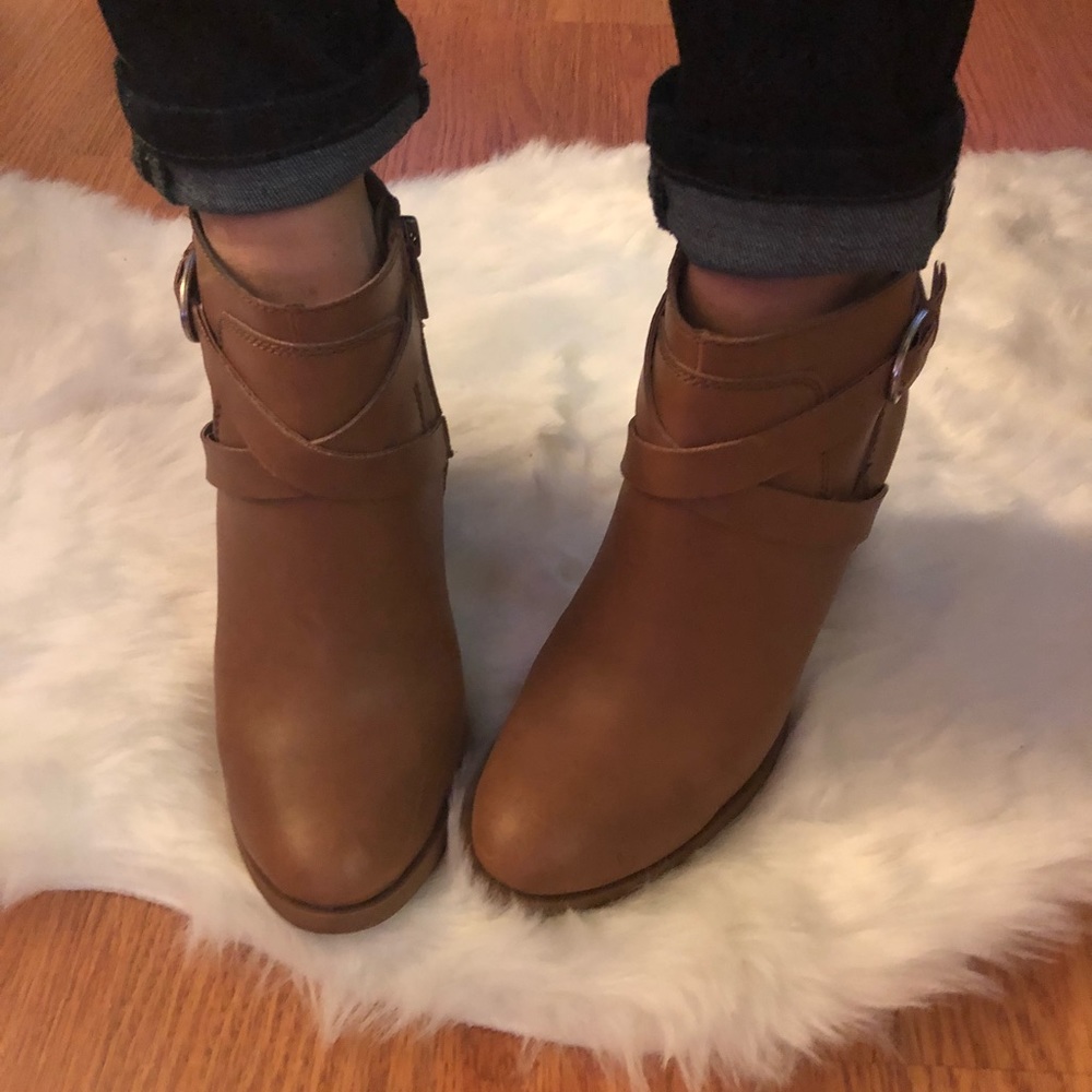 Lucky Brand camel booties