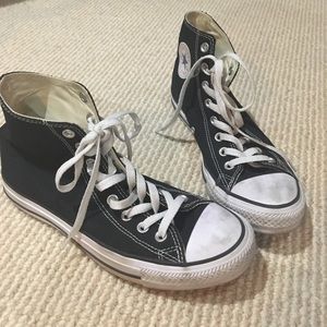 High-top Converse men's size 7