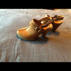 High heel wood-look clogs