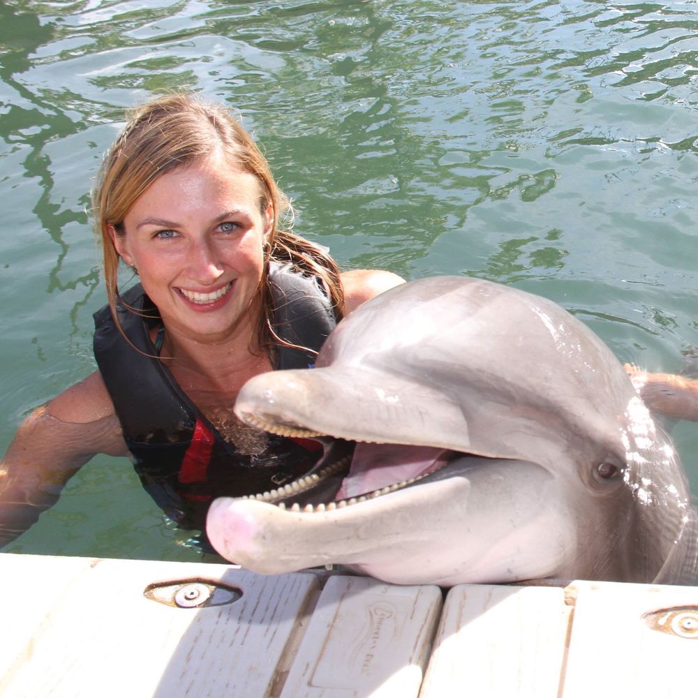 Meet your Posher, Caroline