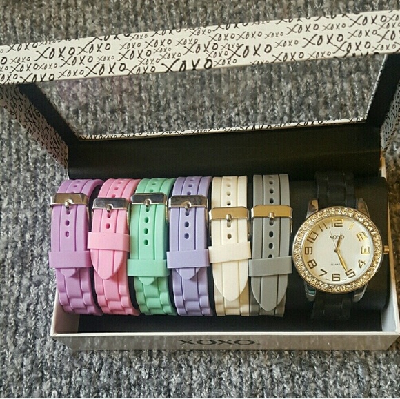 XOXO Accessories - Two xoxo watches