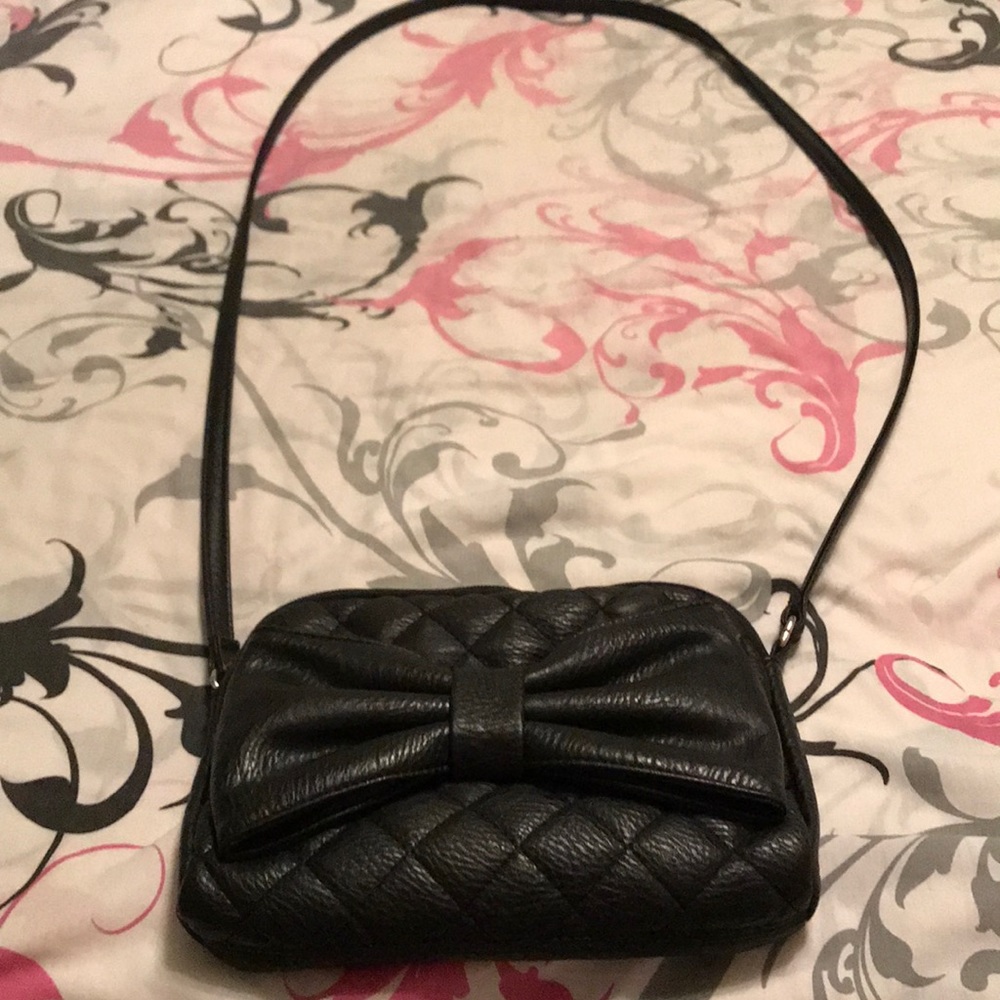 Black Over-The-Shoulder Purse.