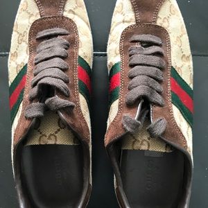 SOLD! AUTH Gucci GG Monogram Sneaker  SZ 38/8