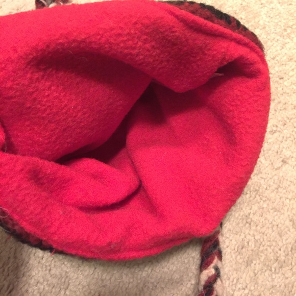100% wool Beanie. Made in Nepal