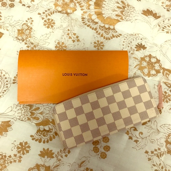 Louis Vuitton Handbags - Louis Vuitton wallet