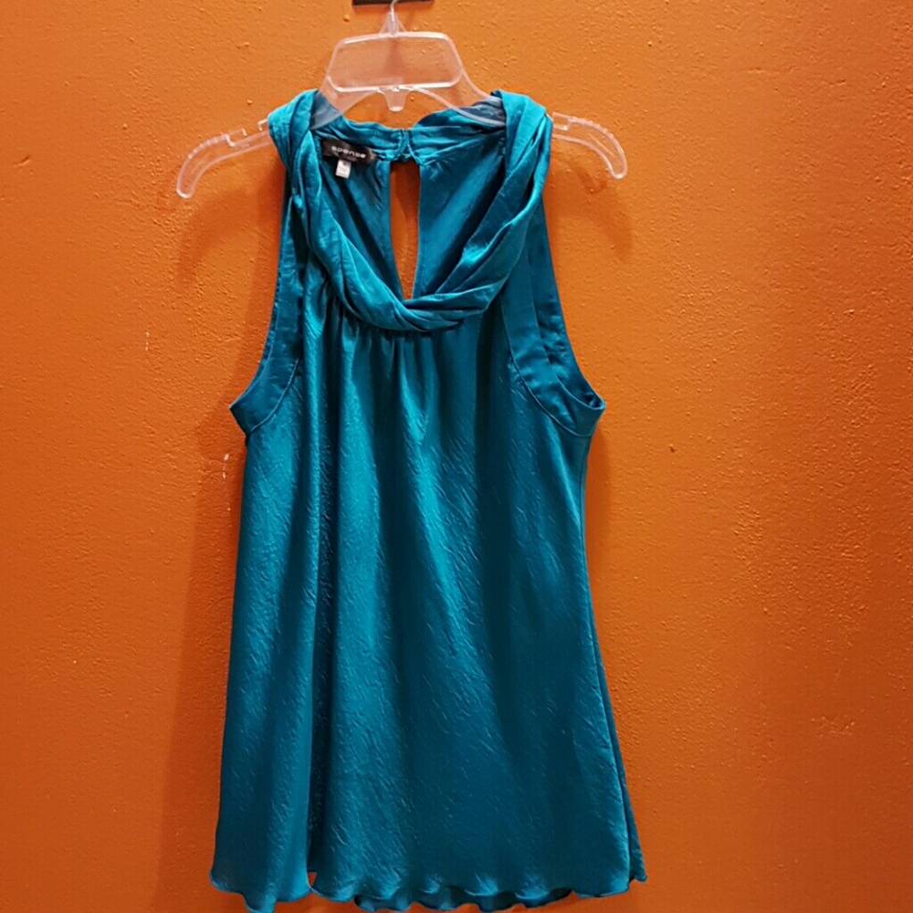 Sleeveless top
