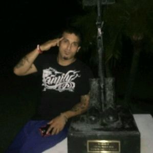 Meet your Posher, Jay