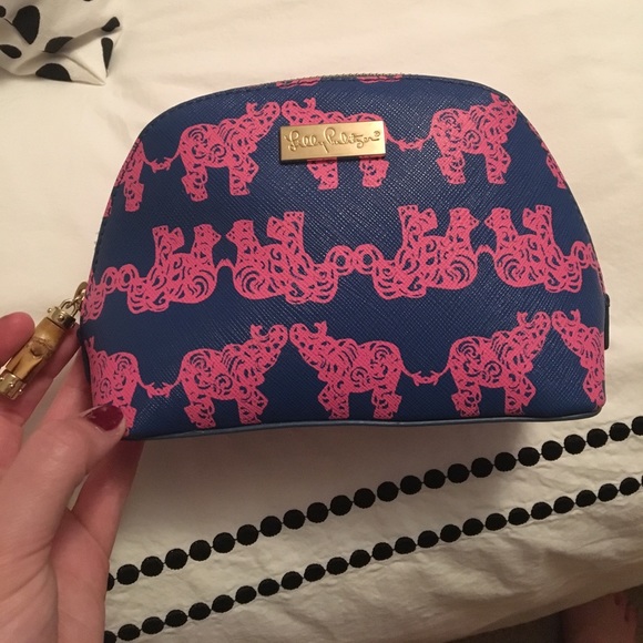 Lilly Pulitzer Handbags - Lilly Pulitzer Makeup Case
