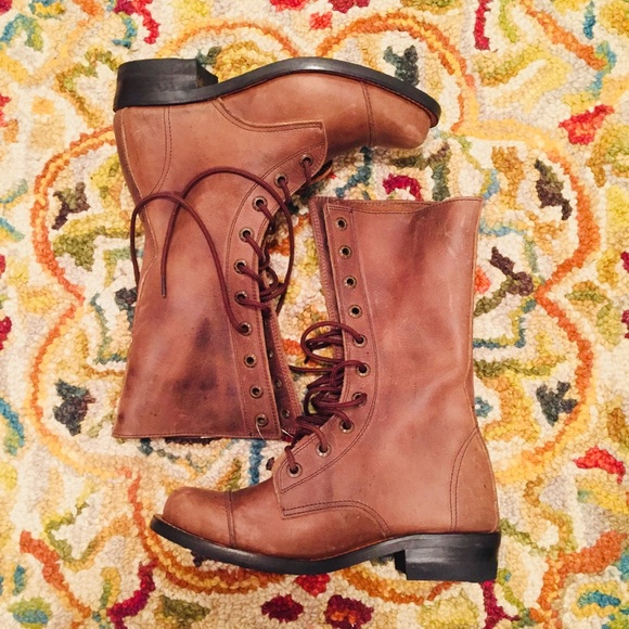 Ambos Leather Moto Boots in Size 6 NWOT - Picture 2 of 6