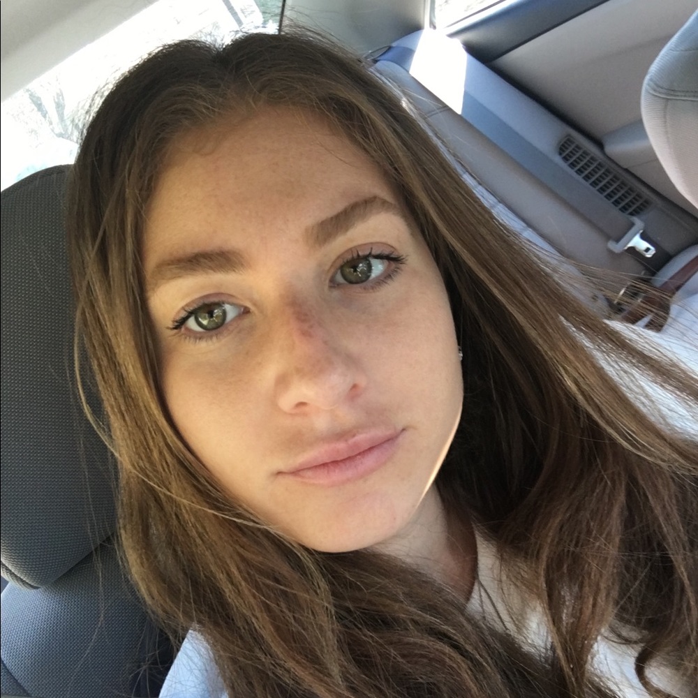 Meet your Posher, Maia