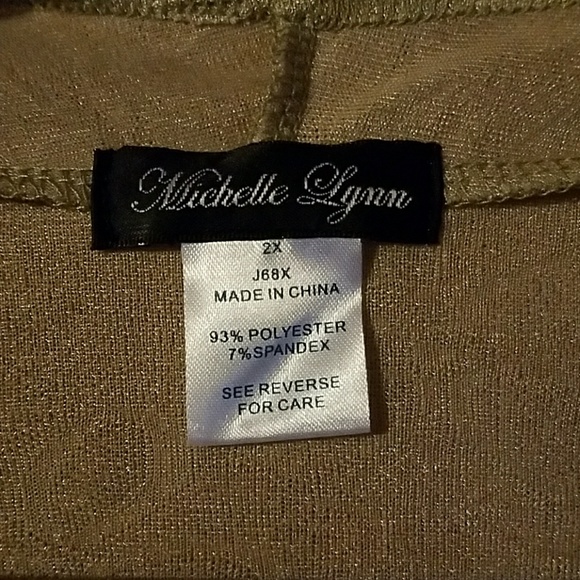 Women's plus size top with jacket made in with it - Picture 2 of 3