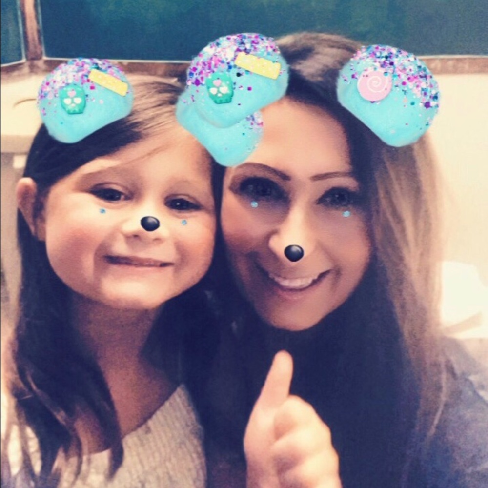 Meet your Posher, Julie