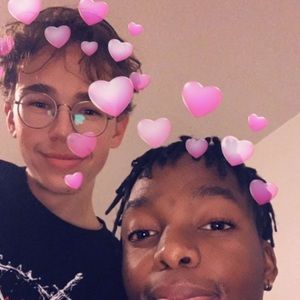 Meet your Posher, Tino